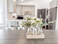 5 BR 3 Bath Home Centrally Located Near SLC Airport and DT - Bed and Breakfast Salt Lake City