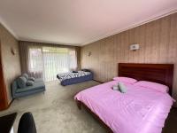 32 Room - B&B Epping