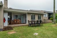 Chakas Rock Chalets 2 - B&B Ballito