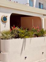 THE LAGOON - Coastal Living Luxury Stay - Adults only - Bed and Breakfast Plakiás