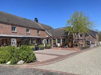 Burghaus 1 - Bed and Breakfast Greetsiel