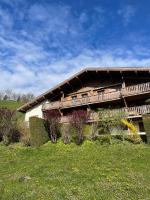 Chalet LE REPAIRE proches des Pistes - Bed and Breakfast Megève