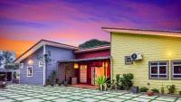 Hidden 5BR Cottage House Retreats (Free Parking) - B&B