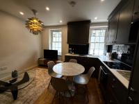 Covent Garden 2-Bed Apt Sleeps 6 4 Mins to Tube - Chambres d’hôtes Londres