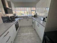 Modern 3-Bed Family Home in Quiet Sheffield Area - B&B Wincobank