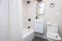 Newly Renovated w Exposed Brick - B&B Boston