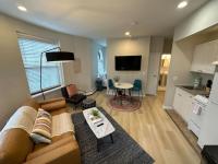 Modern studio apartment - B&B Boston