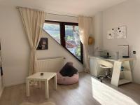 Dachwohnung mit Blick auf den Wagenberg - B&B Fürth