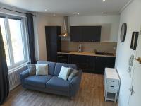 Appartement T2 N3, Proche Naval Group et Centre Ville - Chambres d’hôtes