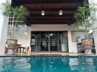 Bophut Fishermans Village Teak Modern Pool Villa - Chambres d'hôtes Bo Phut Beach