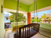 Kamer met Queensize Bed en Balkon