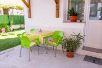 Къща за гости Калинови - B&B Sandanski