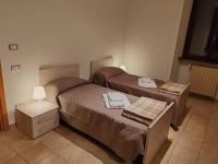 Zweibettzimmer mit eigenem Bad