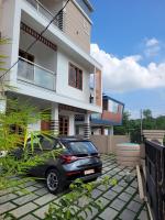 Celestial Oasis A Luxury Villa - Bed and Breakfast Trivandrum