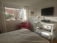 Villa Rosa, dobblebed, own kitchen, own bath and own entrance - B&B