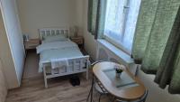 Single room with shared bathroom - Bed and Breakfast Derby