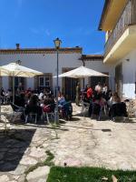Hostal Altajo - Bed and Breakfast