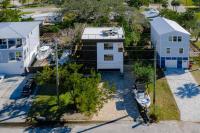 The Look-Out Private Rooftop 5 Minutes to the Beach & DownTown - Chambres d'hôtes Saint Augustine