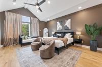 Modern 3BR 2 5BA Home Just Completed with Hot Tub - B&B Houston