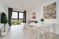 Lumi Tropicana Golf Course View - Ferienwohnung