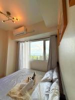 Apartment with Lake View