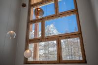 FLORA ALPINA EXPERIENCE - "Ski-to-Door" Brand New Chalet Apartments with Indoor Garage and Mountain View - B&B Breuil-Cervinia