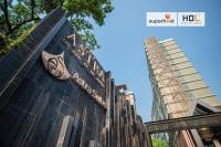 Grand 2-Bedroom Condo with Pool - B&B