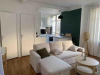 Cosy 2 pièces 1 Chambre , 1 séjour, et 1 coin bureau - B&B Boulogne-Billancourt