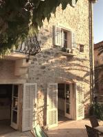 La Belle et la Bete studio - B&B Sutivan