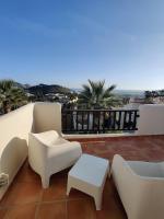 Los Altos Villa 51 - Casa de Ensueño außergewöhnliches und großzügiges Traumhaus mit 3 Schlafzimmern, 3 Bädern und 4 Terrassen mit Panoramaausblick aufs Mittelmeer - B&B Atamaría