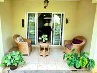 3 bedroom Ground Floor beach Flic en Flac - Bed and Breakfast Flic en Flac