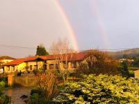 Apartamentos Rurales La Carbayala - B&B