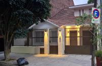 Dos habitaciónes independientes con baño privado en casa familiar - B&B