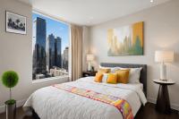 Downtown Elegance Sophisticated 2-Bedroom Apartment with High-End Finishes - B&B