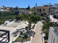 Zourpos Studios & Apartments - B&B Kalyves