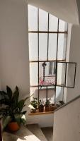 BC14 Cosy sunlit studio - B&B Bucarest
