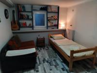 Apartman Poirot Jana - Ferienwohnung Kuršumlija