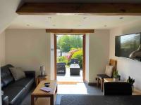 Renovated 2 bed Cottage in Ulverston, Garden with Views - B&B