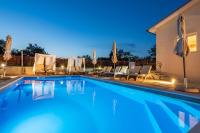 Villa Irene, a quiet and peaceful pool villa - B&B Nedeščina