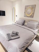 Beau F2, Calme et cosy à 10mn du Plateau - B&B