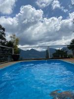 casa aconchegante com linda vista a 5 min do centro - Ferienwohnung Nova Friburgo