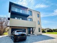Contemporary Home B&B in Heart of Wine Country - B&B Niagara-on-the-Lake