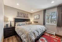 Main St Condo with Fireplace & Mountain Views - Ferienwohnung Breckenridge