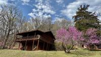Redbud Valley Foxtail Cabin 6 - Chambres d'hôtes Eureka Springs