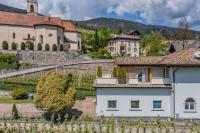 Villa Azzurra, Cloz Ospitar - Ferienwohnung Cloz