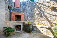 Visilo Heritage Stone House - A 300-year-old Legacy in the Heart of Pučišća - Chambres d'hôtes Pučišća