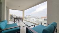 Apartment with Pool View