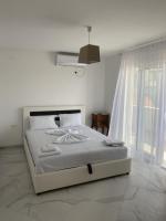 Villa E&E - B&B Scurta