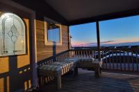 Waterfront Cabin Gator Den - Chambres d'hôtes Port Lavaca