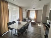 Appartamento Deluxe con 2 Camere da Letto e Balcone